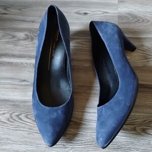 Ecco Navy Blue Suede Pointed Toe Kitten Heel Pumps Women's Size 39 US 8.5